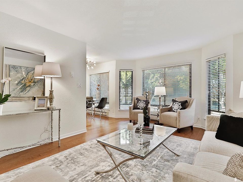 1st image of 225 Bay St #2