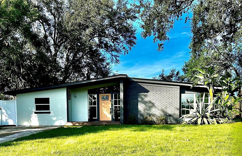 1st image of 118 PINECREST DRIVE