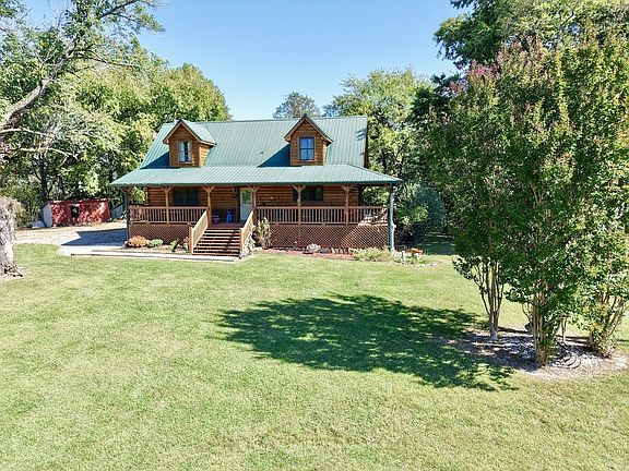 2nd image of 2210 Old Prospect Rd