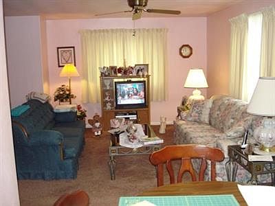 2nd image of 2028 Fairmont Ave