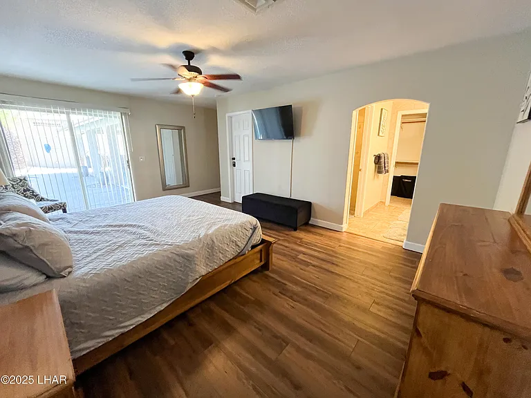 3185 Newport Dr — Photo 12