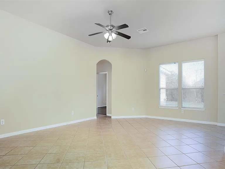 6214 Southcott Ct — Photo 6