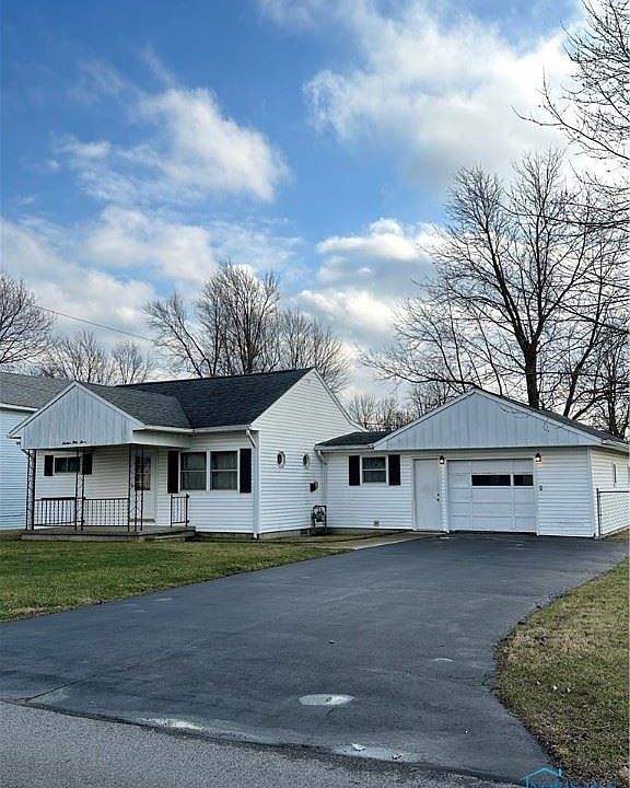 1st image of 1637 Byal Ave