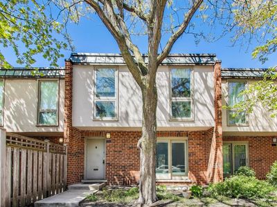 554 W Armitage Ave, Chicago, IL, 60614