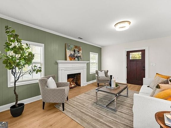 2nd image of 1322 Westridge Rd SW