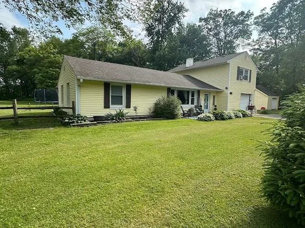 6645 Central Ave, Portage, IN 46368
