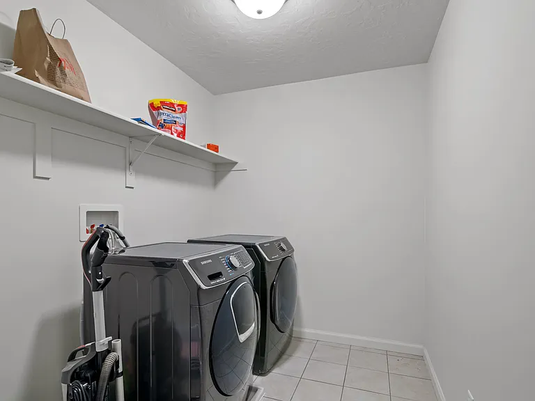 2283 N Elderberry Dr — Photo 17