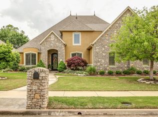 8209 E Freeport St, Broken Arrow, OK 74014