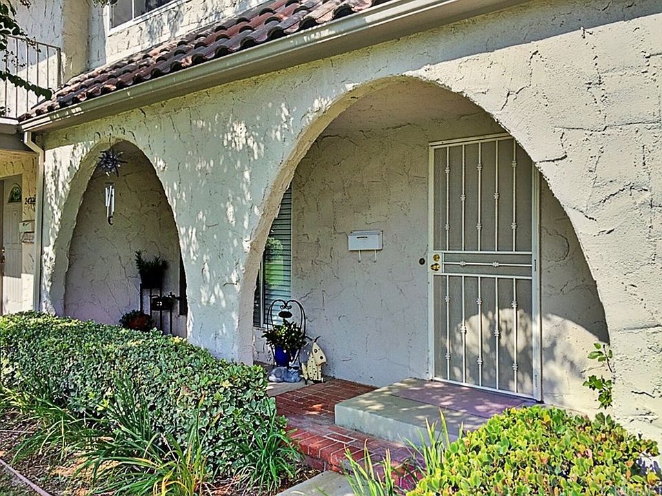 1st image of 24277 La Glorita Cir