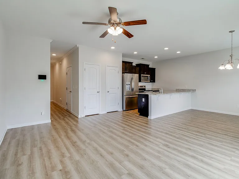 1861 Gabriel Ln #MAIN — Photo 6
