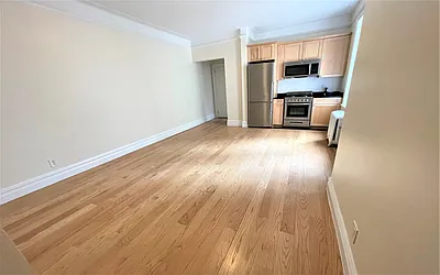 Rented by Manhattan Realty Group