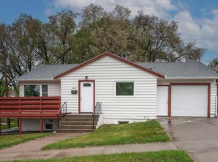 1814 E Avenue B, Bismarck, ND 58501
