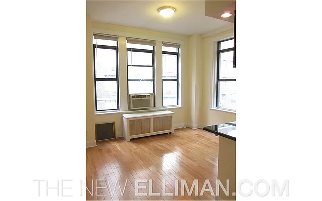 Rented by Douglas Elliman | media 20