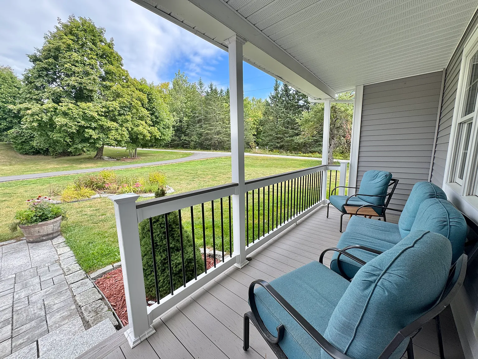 3 bed, 1930 sqft, $2,450 — Photo 4