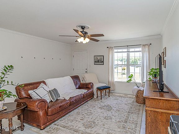 5th image of 34 Boylan Court