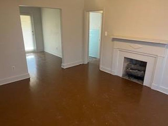 2nd image of 3427 S Prescott Cir