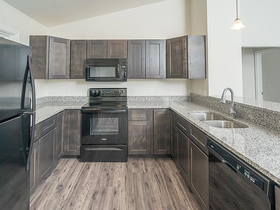 3rd image of 2344 Whitestone Dr