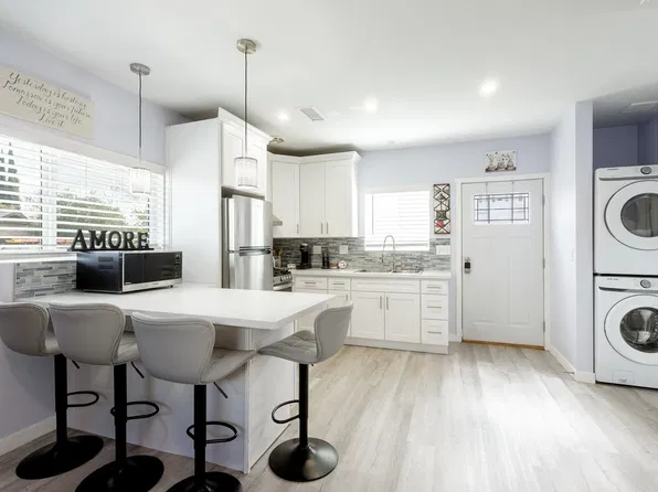 7457 Sausalito Ave, West Hills, CA 91307