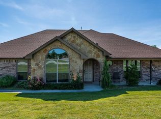 200 Bay Ct, Weatherford, TX 76088