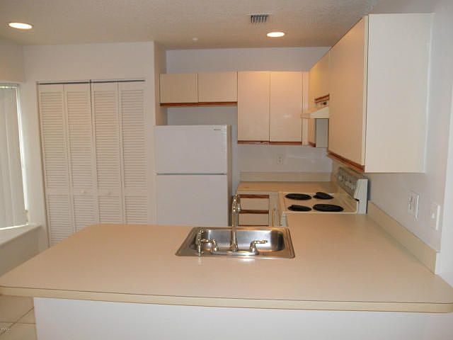 2nd image of 5451 Pinnacle Ln