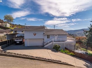 918 NE Malheur Ave, Roseburg, OR 97470