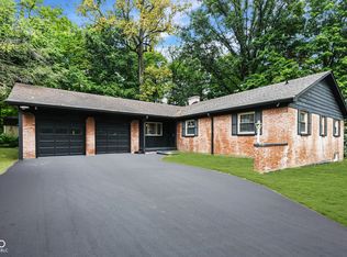 9202 Sherwood Ln, Indianapolis, IN 46240