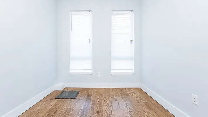 Rented by Nooklyn NYC LLC | media 25