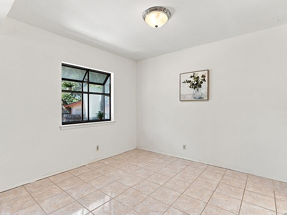 4th image of 8434 TIMBER CREST ST