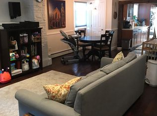 2 Buttonwood St, Lambertville, NJ 08530