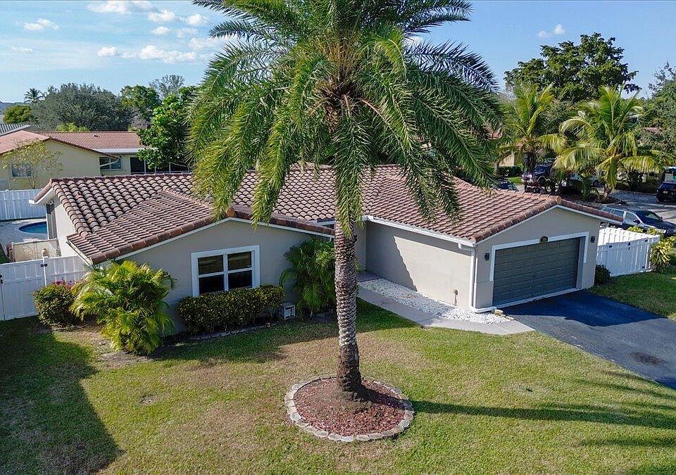 1st image of 3790 NW 114th Avenue