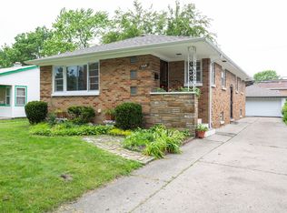 704 Pulaski Rd, Calumet City, IL 60409