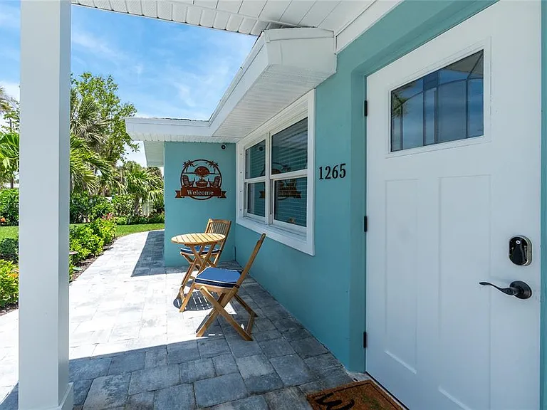 1265 Holiday Dr — Photo 71