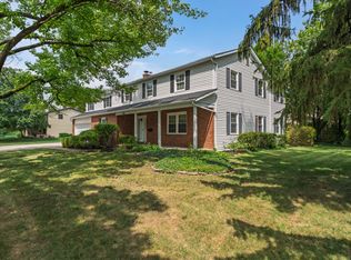 4260 Reedbury Ln, Upper Arlington, OH 43220
