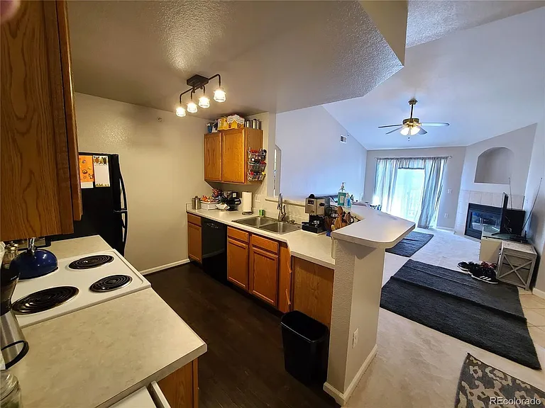 7440 S Blackhawk St #8303 — Photo 6
