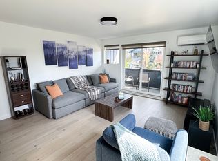 3841 Woodlawn Ave N, Seattle, WA 98103