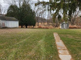 313 West St, Wonewoc, WI 53968