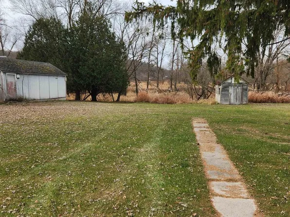 313 WEST STREET, Wonewoc, WI 53968