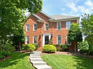 8128 Glengarriff Rd, Clemmons, NC 27012