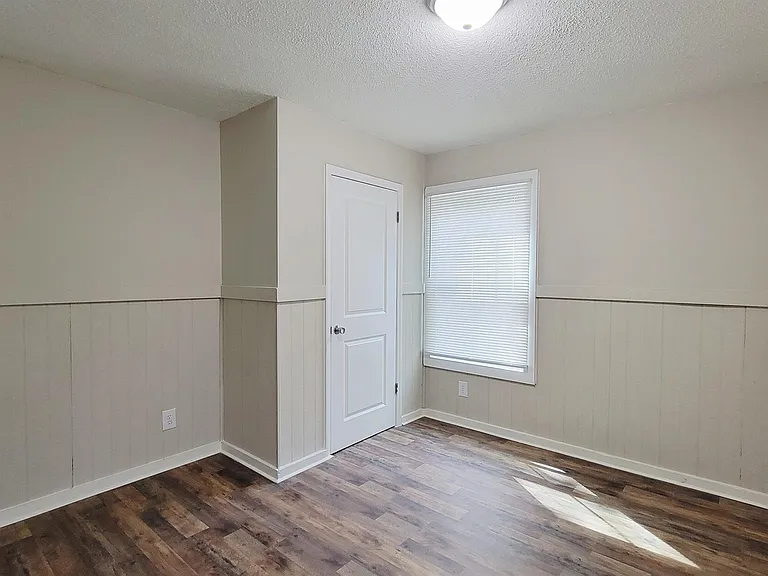 1306 Ragan Ave — Photo 6