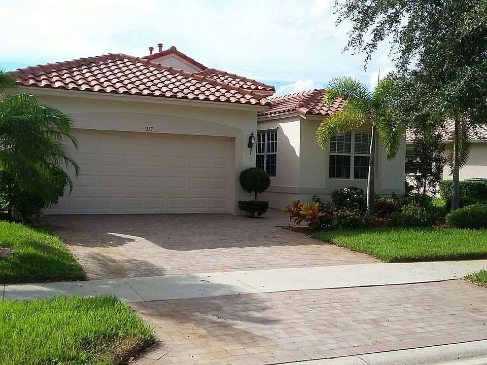 1st image of 313 NW Shoreline Cir