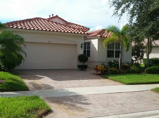 313 NW Shoreline Cir, Port Saint Lucie, FL 34986