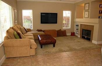 3rd image of 256 Stetson Dr
