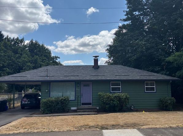 574 Holmes Ln