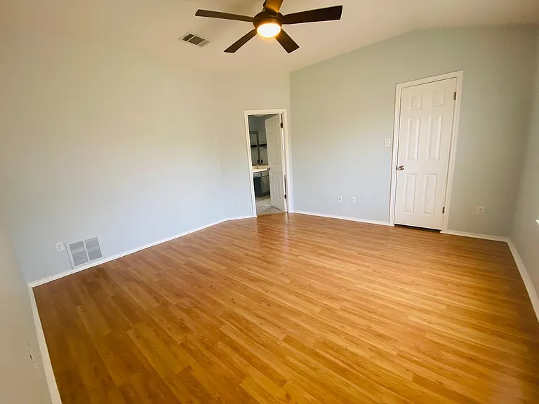 2501 Willow Way — Photo 14