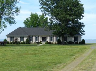 228 Church Point Ln, Colonial Beach, VA 22443