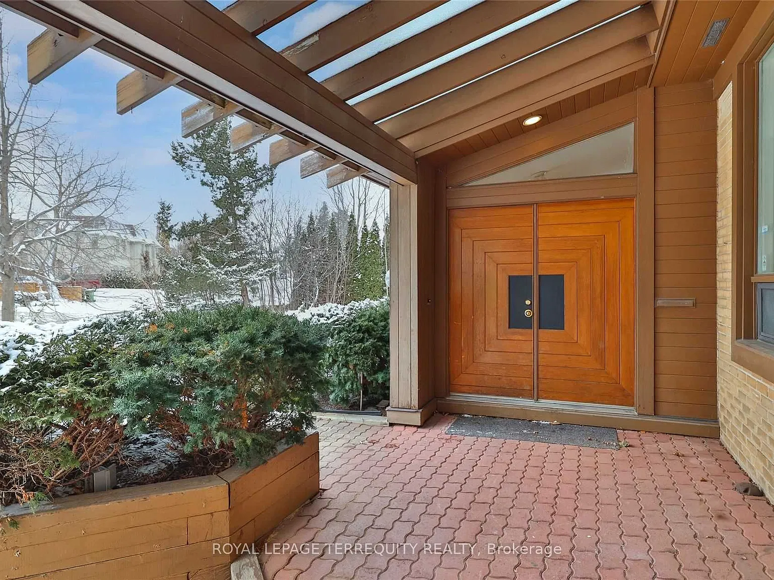 4 bed, $4,500 — Photo 2