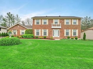 2018 Cedarmill Dr, Chesterfield, MO 63017