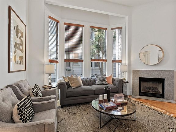 5th image of 1832 Page St APT 2