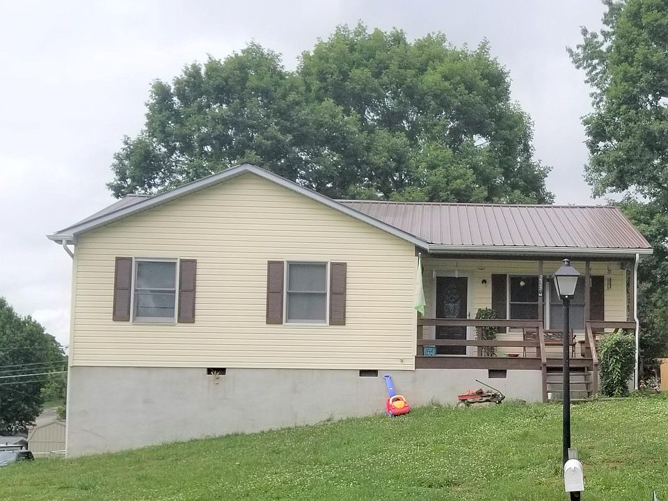 1st image of 233 E 34th St