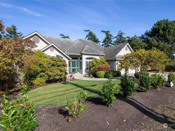 3402 Oakes Avenue, Anacortes, WA 98221